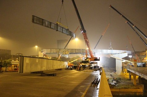 Girder erection of Unit IV of the new Ramp NW